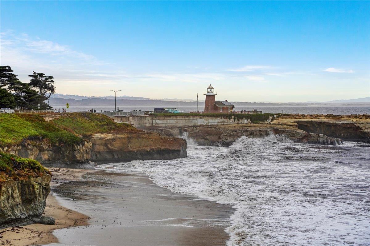 Detail Gallery Image 23 of 27 For 312 Centennial St, Santa Cruz,  CA 95060 - 1 Beds | 1 Baths