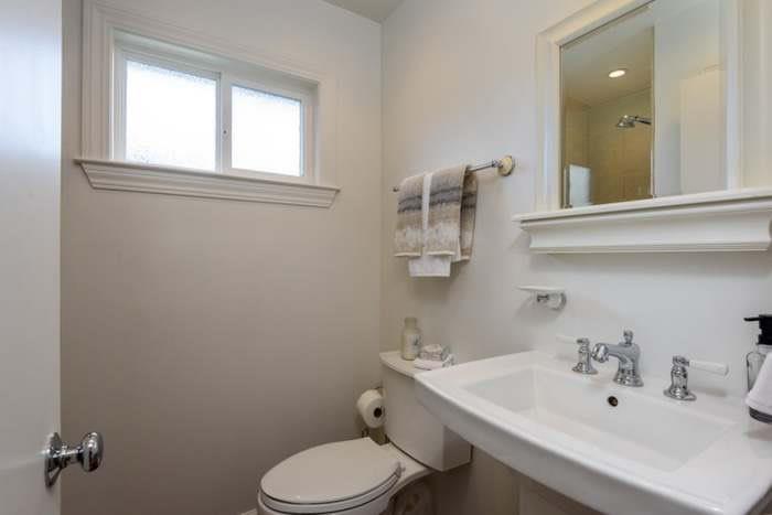 Detail Gallery Image 7 of 16 For 2209 Hamilton Ave, San Bruno,  CA 94066 - 3 Beds | 2 Baths