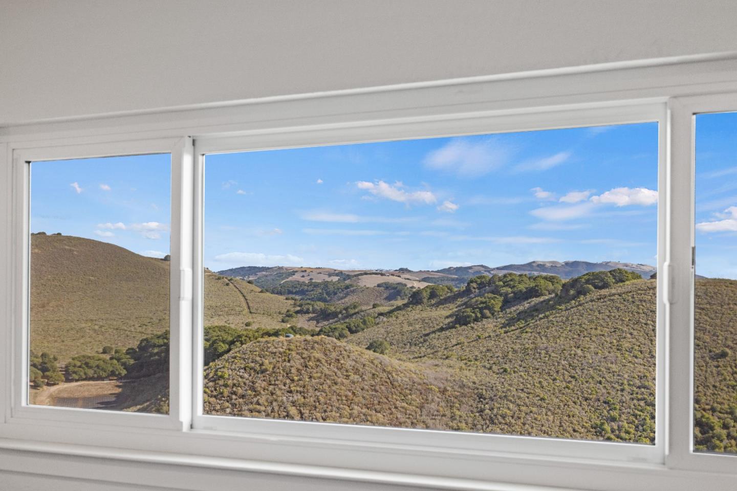 Detail Gallery Image 34 of 52 For 25655 Tierra Grande Dr, Carmel Valley,  CA 93923 - 3 Beds | 2 Baths