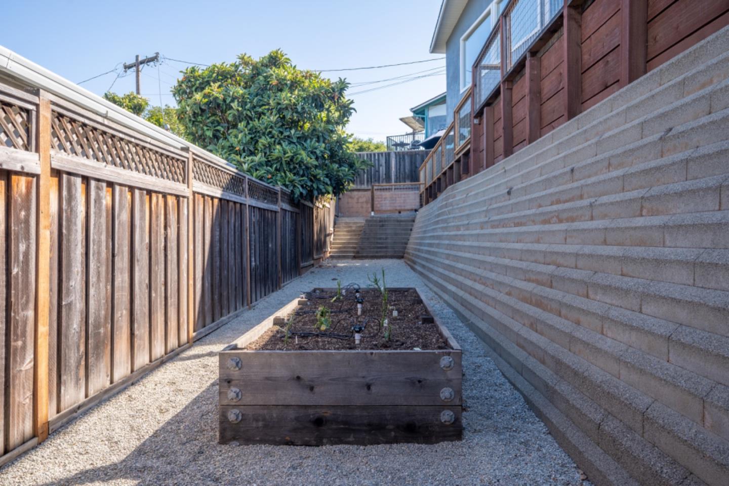 Detail Gallery Image 42 of 42 For 15 Buckland Ct, San Carlos,  CA 94070 - 3 Beds | 2/1 Baths