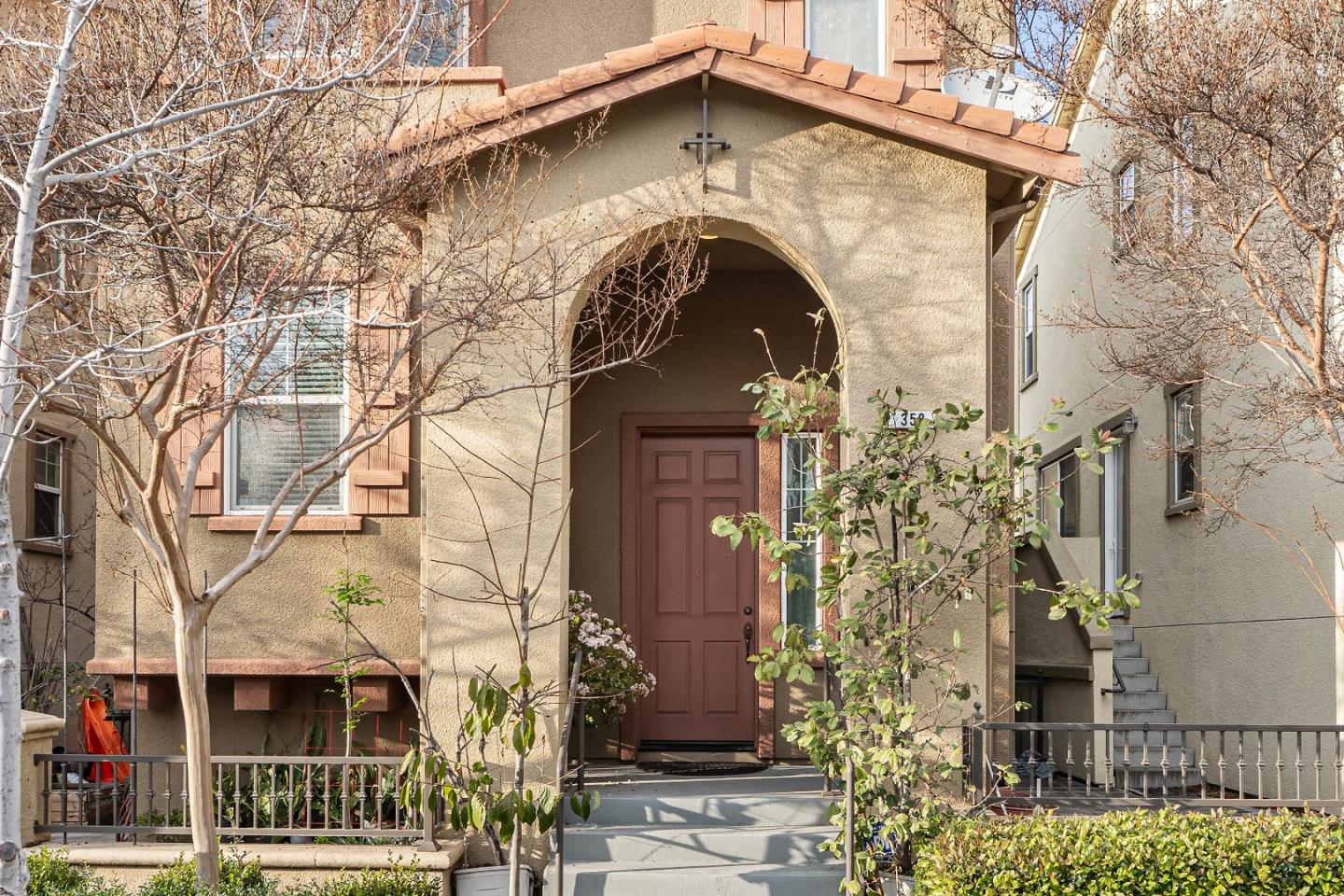 Detail Gallery Image 3 of 41 For 358 Wheat Grass Ter, Fremont,  CA 94539 - 4 Beds | 2/1 Baths