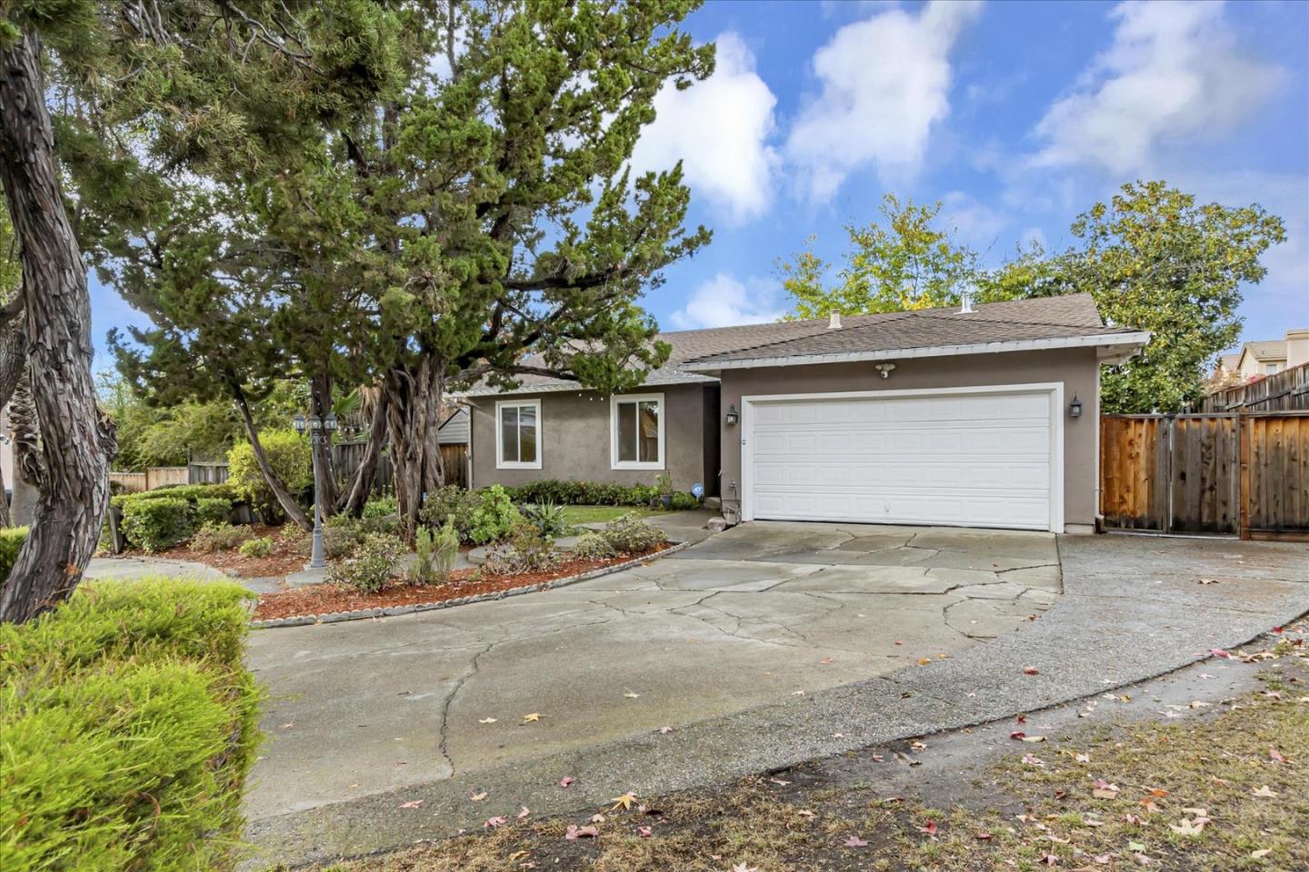 Detail Gallery Image 1 of 1 For 3323 Inspiration Ct, San Jose,  CA 95132 - 4 Beds | 2 Baths