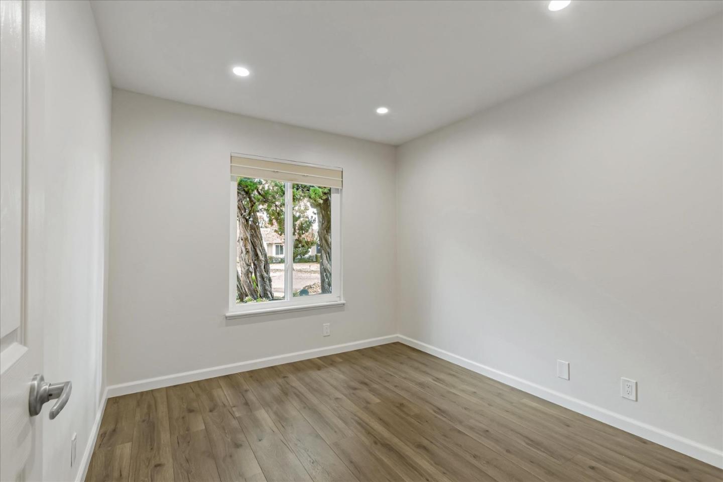 Detail Gallery Image 18 of 37 For 3323 Inspiration Ct, San Jose,  CA 95132 - 4 Beds | 2 Baths