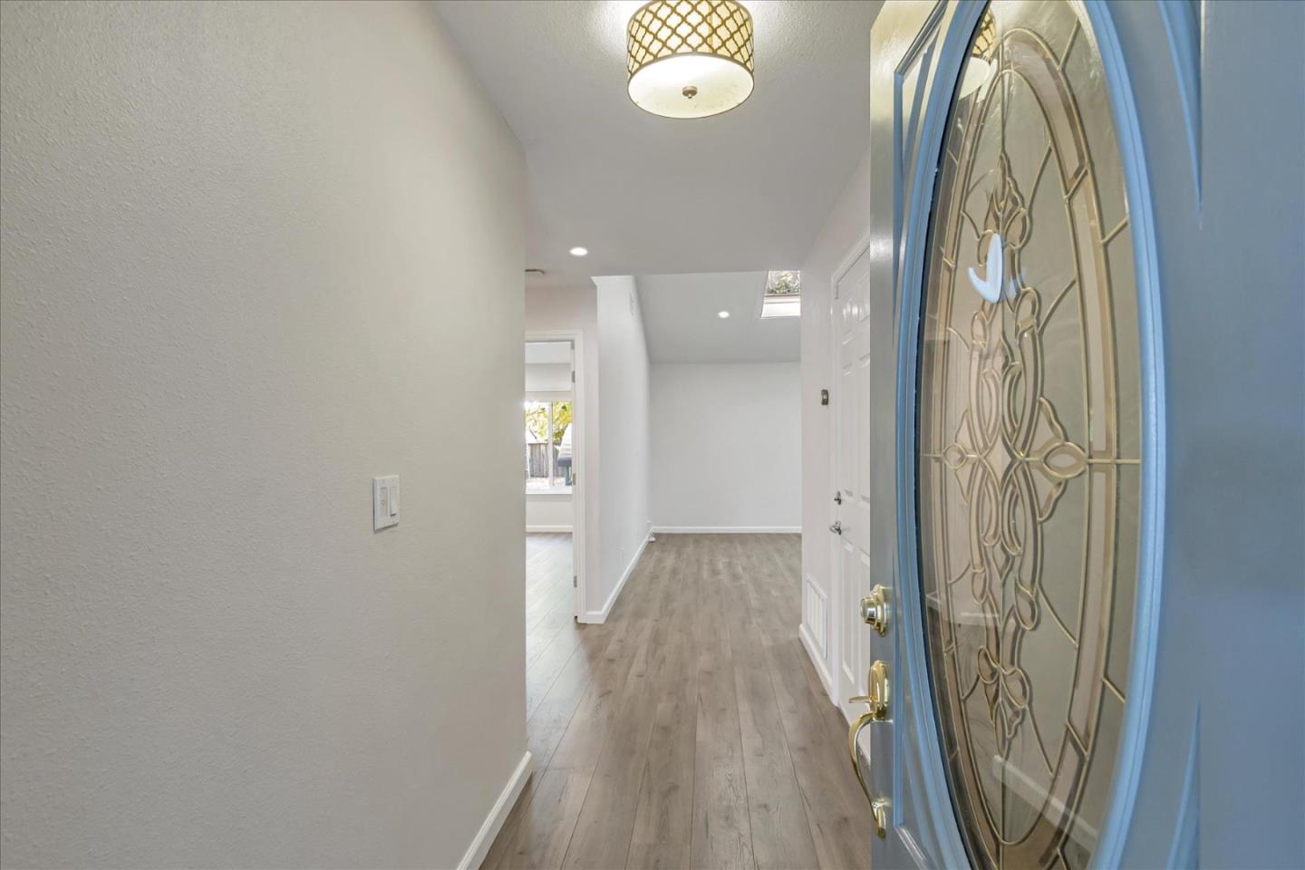 Detail Gallery Image 6 of 37 For 3323 Inspiration Ct, San Jose,  CA 95132 - 4 Beds | 2 Baths