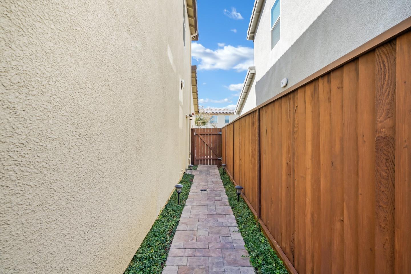 Detail Gallery Image 74 of 77 For 691 Toledo Dr, Hollister,  CA 95023 - 4 Beds | 2/1 Baths