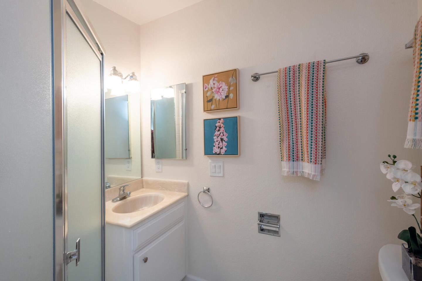 Detail Gallery Image 19 of 25 For 2140 Santa Cruz Ave #206,  Menlo Park,  CA 94025 - 2 Beds | 2 Baths