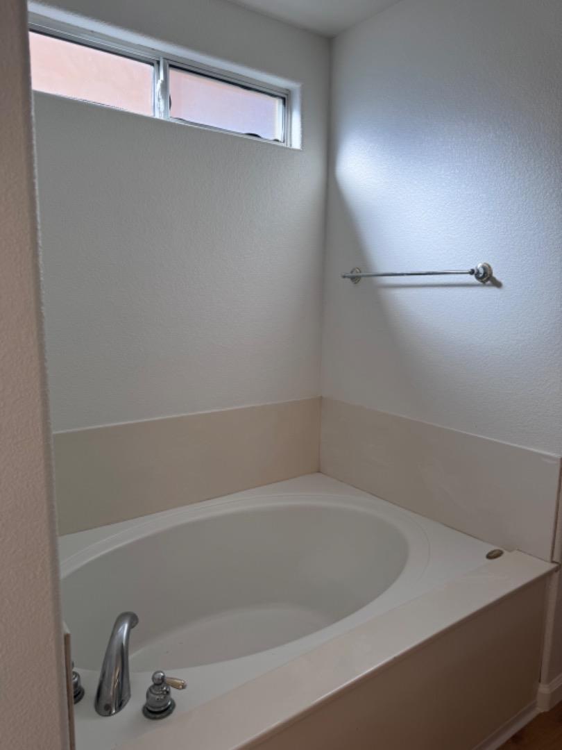 Detail Gallery Image 13 of 37 For 1546 North Ave, Gustine,  CA 95322 - 3 Beds | 2 Baths