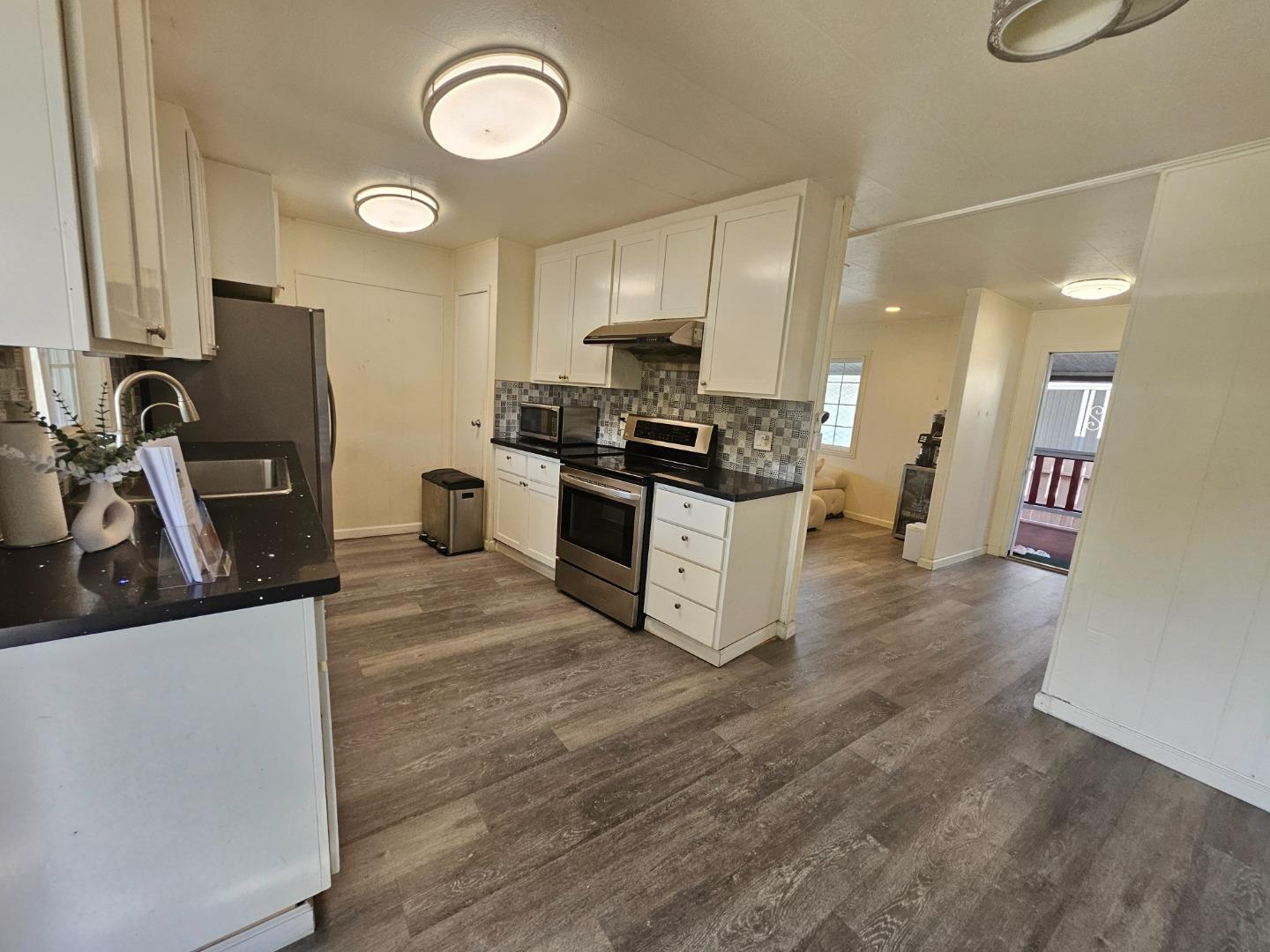 Detail Gallery Image 37 of 44 For 2151 Oakland Rd #231,  San Jose,  CA 95131 - 3 Beds | 2 Baths