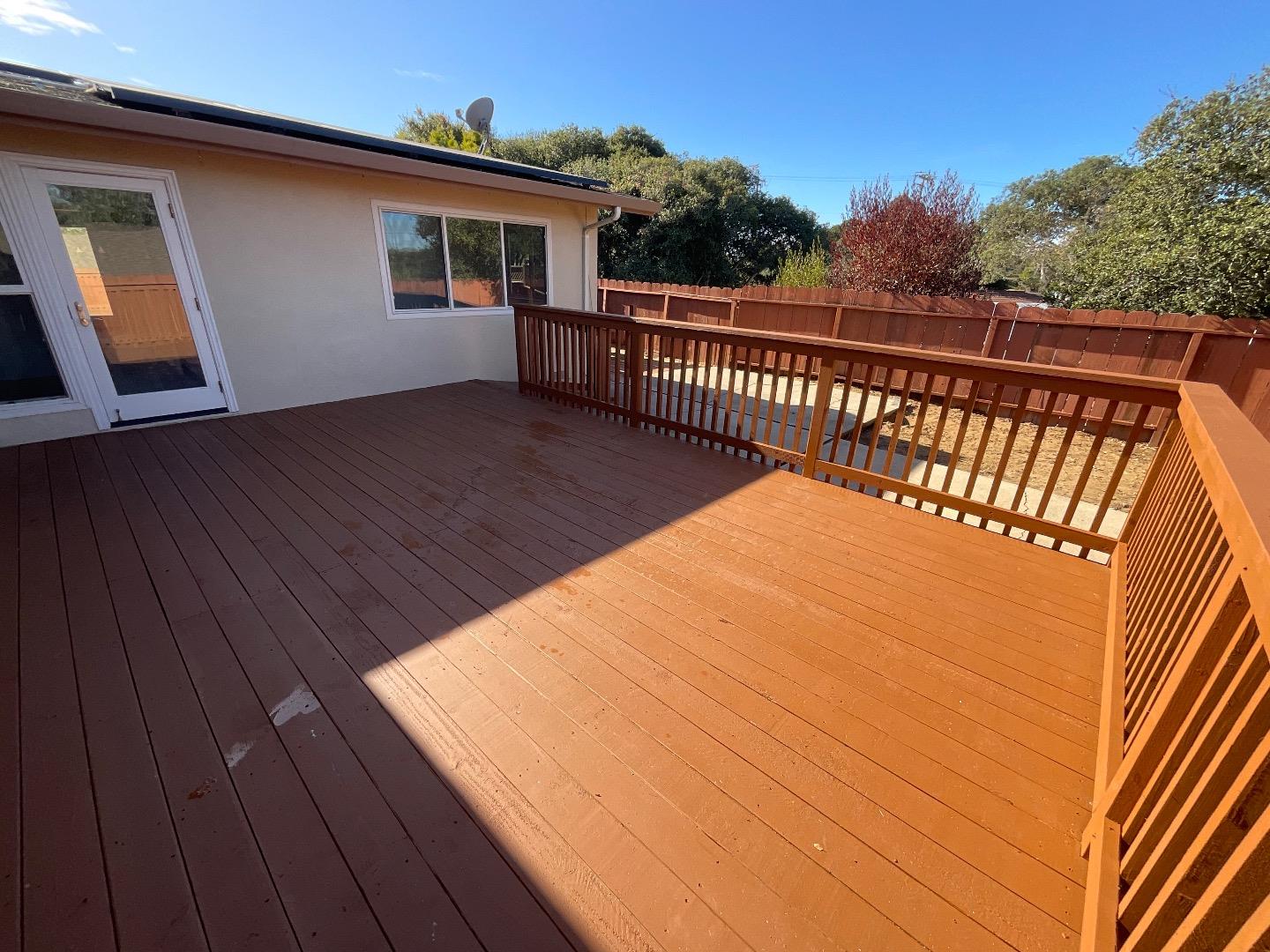 Detail Gallery Image 4 of 5 For 1081 Madrid Ct, Seaside,  CA 93955 - 3 Beds | 2 Baths