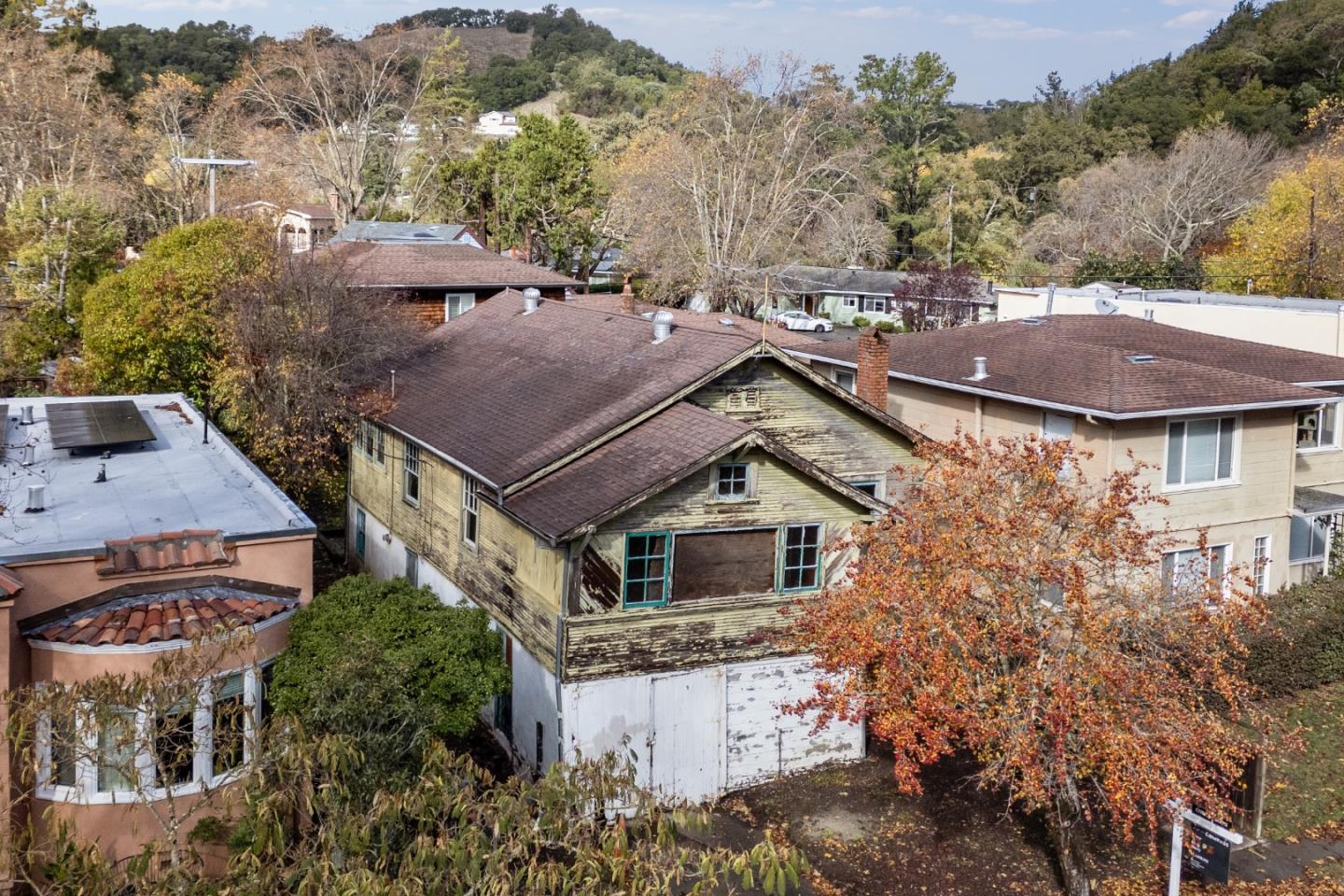 Detail Gallery Image 47 of 59 For 8 Marin Rd, Fairfax,  CA 94930 - 3 Beds | 1 Baths