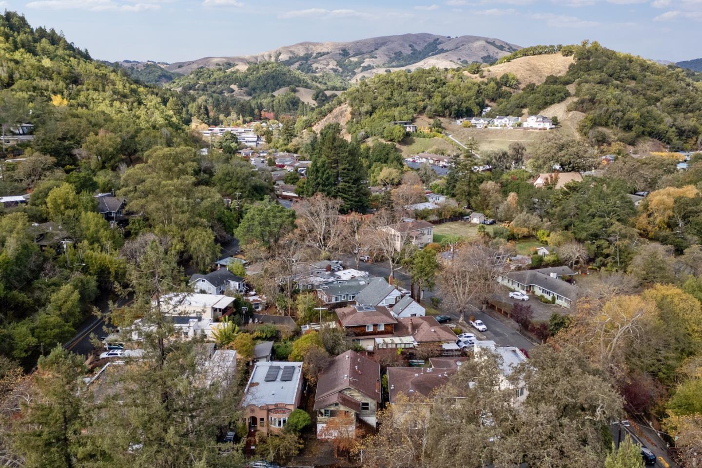 Detail Gallery Image 52 of 59 For 8 Marin Rd, Fairfax,  CA 94930 - 3 Beds | 1 Baths