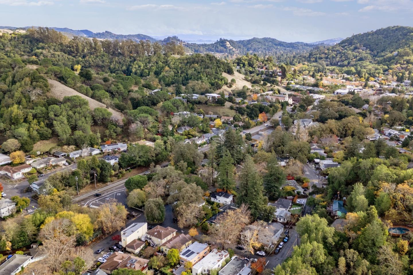 Detail Gallery Image 54 of 59 For 8 Marin Rd, Fairfax,  CA 94930 - 3 Beds | 1 Baths