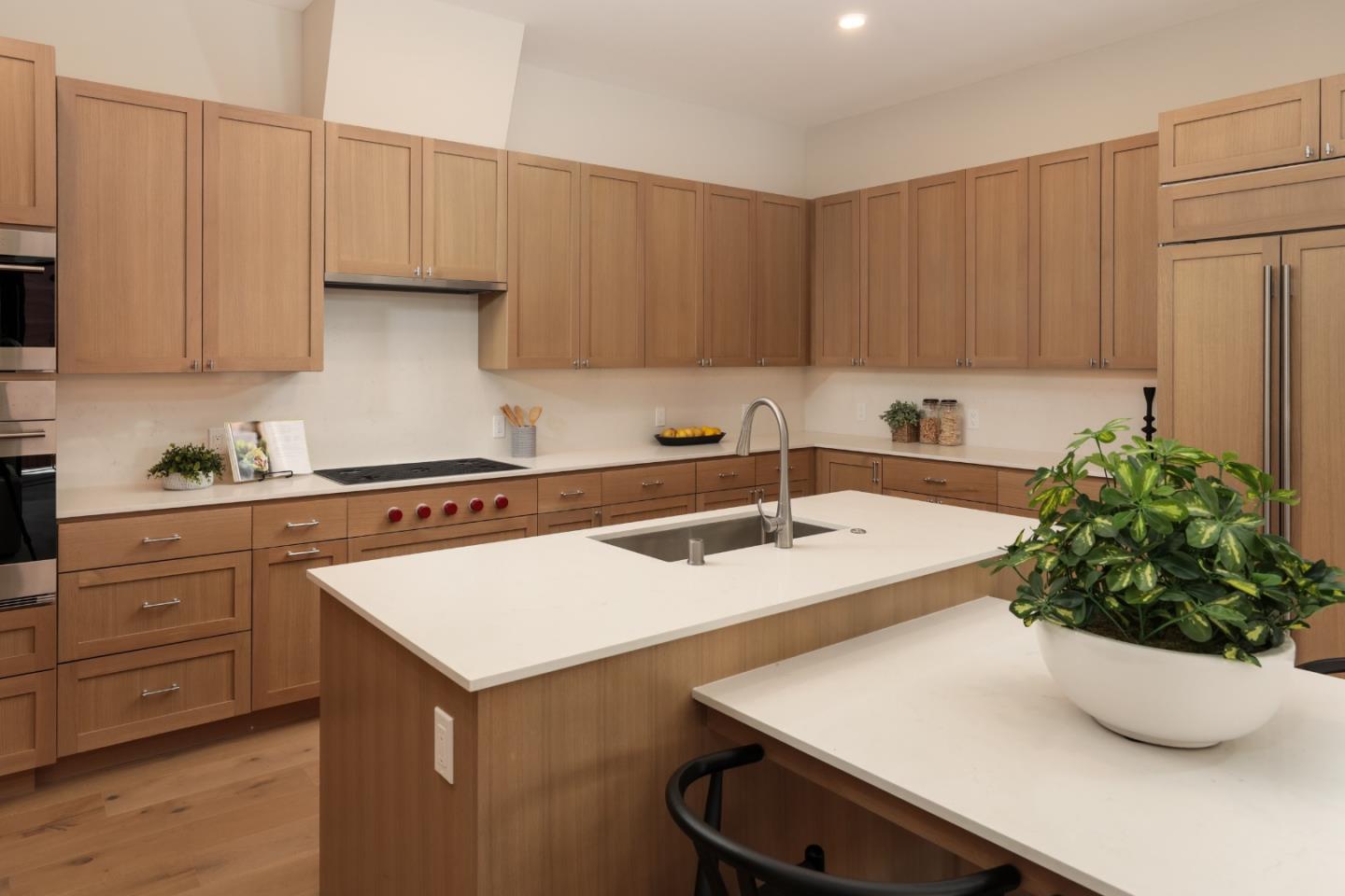 Detail Gallery Image 32 of 41 For 389 First St #32,  Los Altos,  CA 94022 - 2 Beds | 2/1 Baths