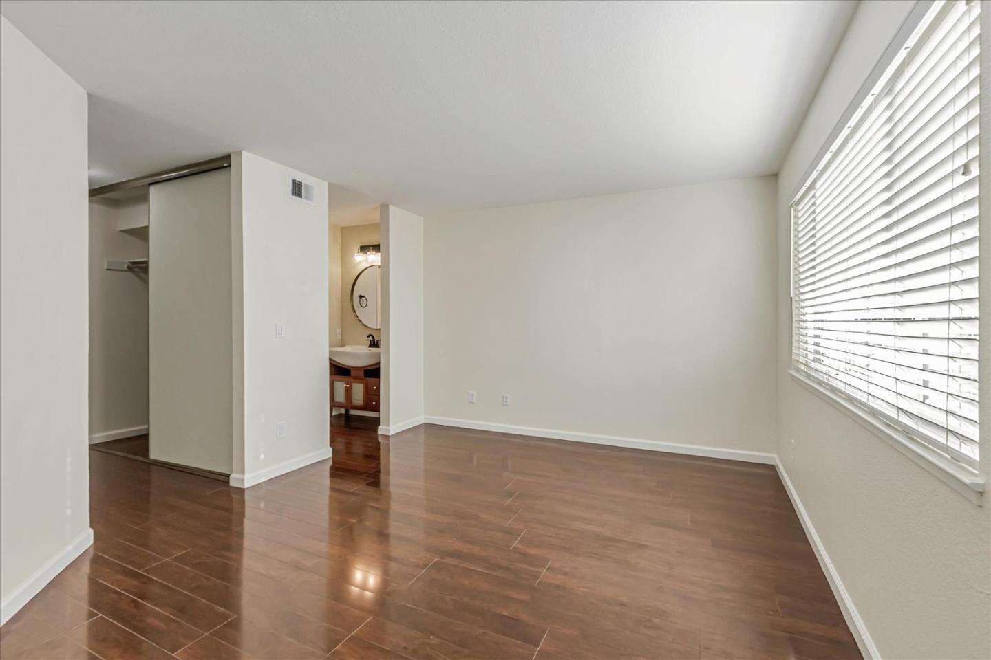 Detail Gallery Image 18 of 26 For 1665 Branham Park Ct, San Jose,  CA 95118 - 2 Beds | 2 Baths