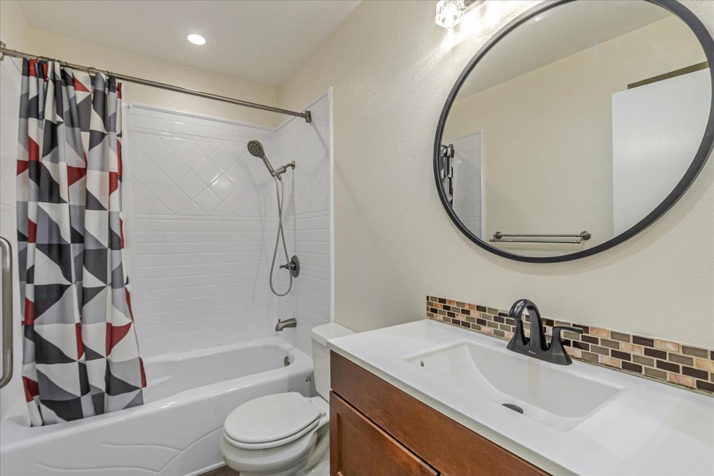 Detail Gallery Image 23 of 26 For 1665 Branham Park Ct, San Jose,  CA 95118 - 2 Beds | 2 Baths