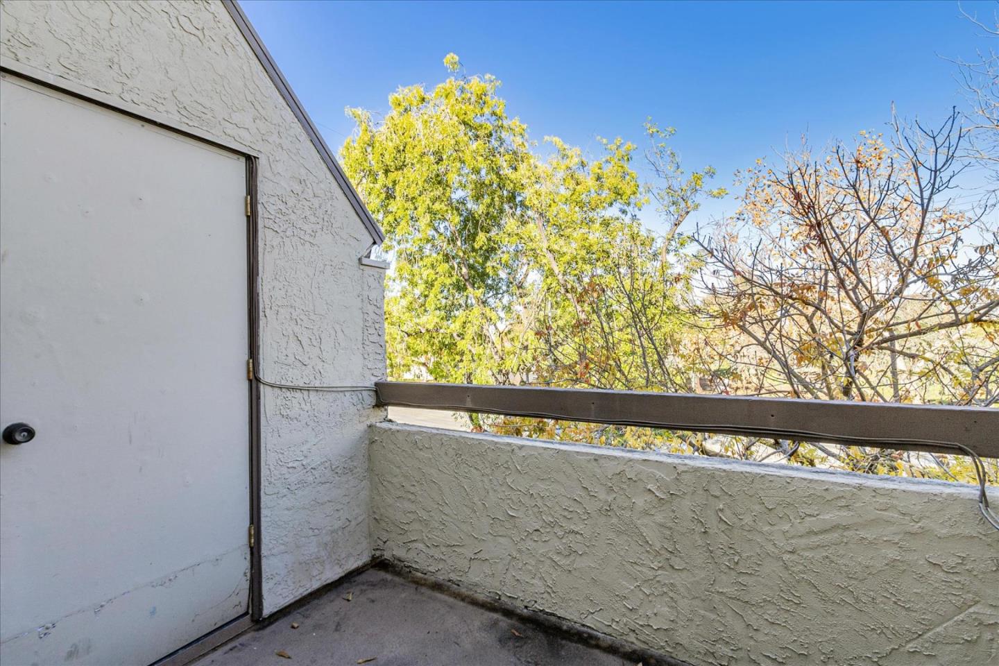 Detail Gallery Image 24 of 26 For 1665 Branham Park Ct, San Jose,  CA 95118 - 2 Beds | 2 Baths