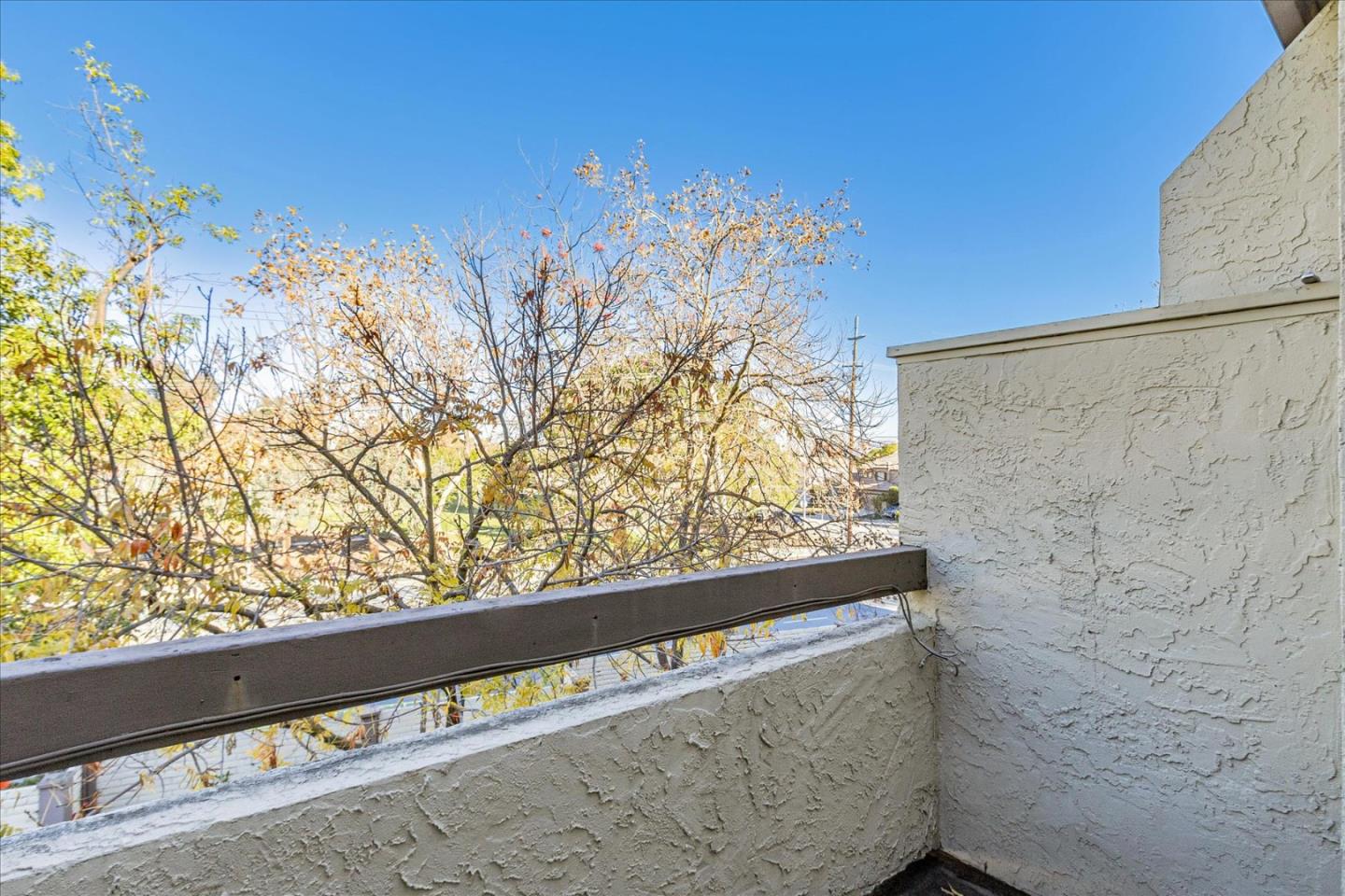 Detail Gallery Image 25 of 26 For 1665 Branham Park Ct, San Jose,  CA 95118 - 2 Beds | 2 Baths