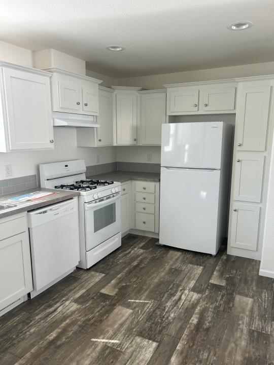 5040 Jackson Street # 152, North Highlands, California 95660, 2 Bedrooms Bedrooms, ,2 BathroomsBathrooms,Manufactured In Park,For Sale,5040 Jackson Street # 152,ML81987444