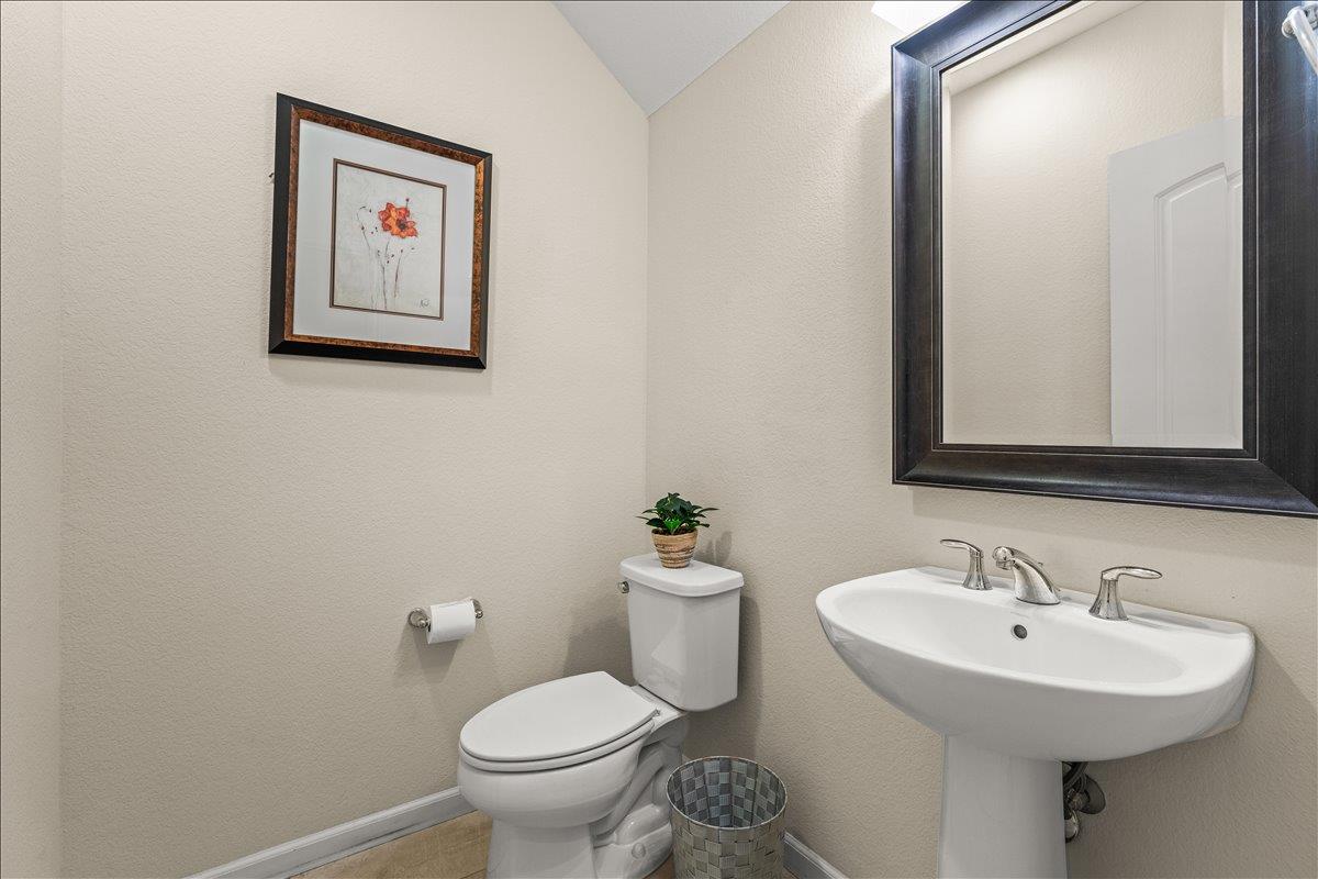 Detail Gallery Image 17 of 41 For 18331 Steedman St, Marina,  CA 93933 - 3 Beds | 2/1 Baths