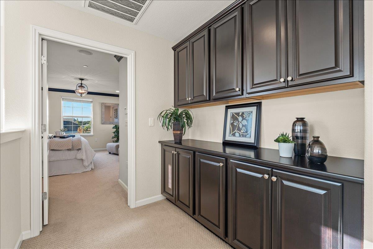 Detail Gallery Image 18 of 41 For 18331 Steedman St, Marina,  CA 93933 - 3 Beds | 2/1 Baths