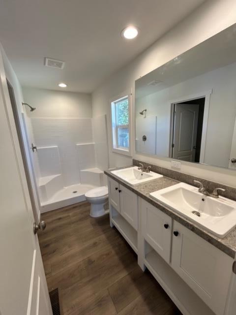 1025 Amber Loop # 1025, Grass Valley, California 95945, 2 Bedrooms Bedrooms, ,2 BathroomsBathrooms,Manufactured In Park,For Sale,1025 Amber Loop # 1025,ML81987451