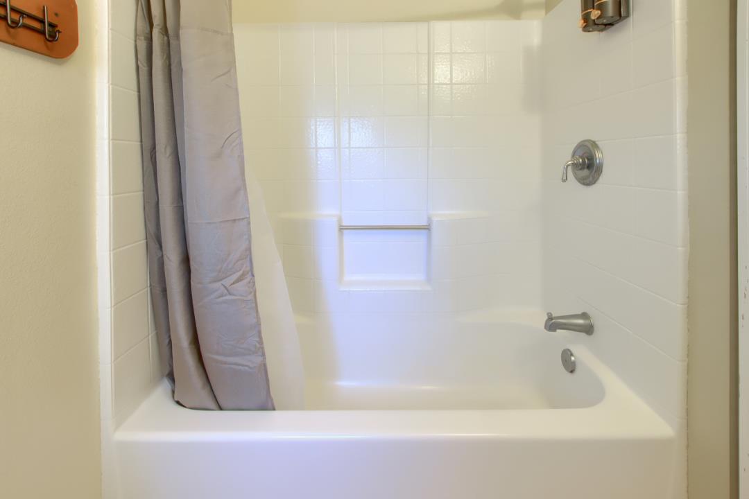 1144 Railroad Lane, Other - See Remarks, California 93623, 6 Bedrooms Bedrooms, ,5 BathroomsBathrooms,Residential,For Sale,1144 Railroad Lane,ML81987452