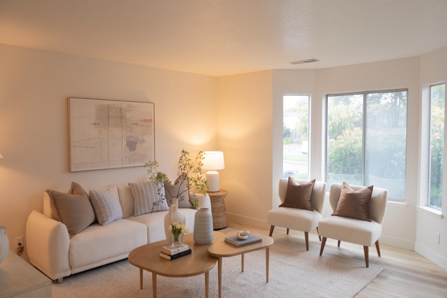 Detail Gallery Image 2 of 13 For 3975 Bramble Ln a,  Santa Cruz,  CA 95062 - 2 Beds | 2/1 Baths