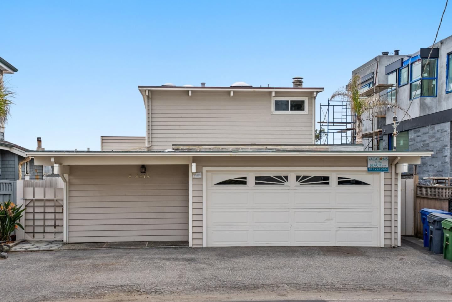 Detail Gallery Image 11 of 44 For 22818 E Cliff Dr, Santa Cruz,  CA 95062 - 4 Beds | 3 Baths