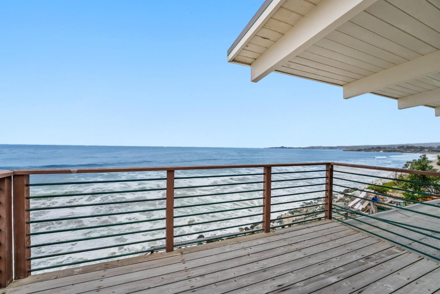 Detail Gallery Image 35 of 44 For 22818 E Cliff Dr, Santa Cruz,  CA 95062 - 4 Beds | 3 Baths