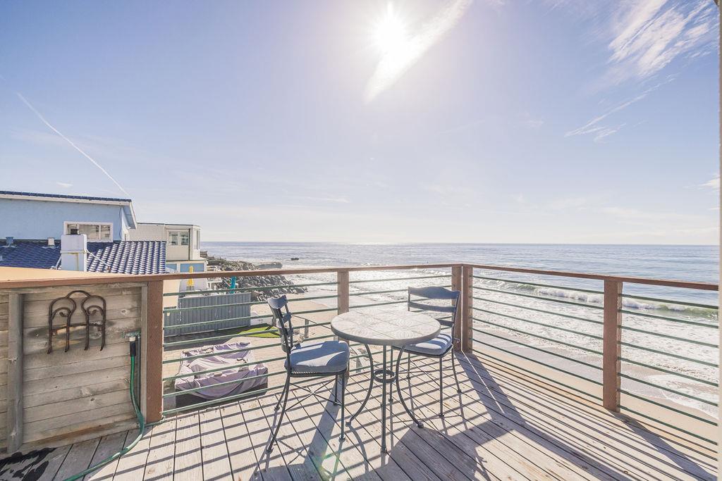 Detail Gallery Image 39 of 44 For 22818 E Cliff Dr, Santa Cruz,  CA 95062 - 4 Beds | 3 Baths