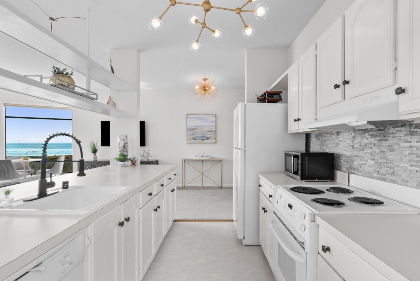 Detail Gallery Image 30 of 60 For 13 Pelican Pt #13,  Watsonville,  CA 95076 - 2 Beds | 2 Baths