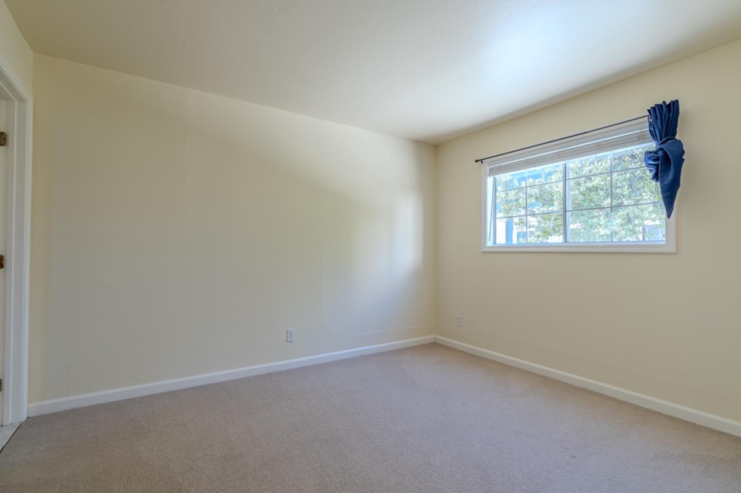 Detail Gallery Image 10 of 10 For 102 Brighton Rd #4,  Pacifica,  CA 94044 - 1 Beds | 1 Baths