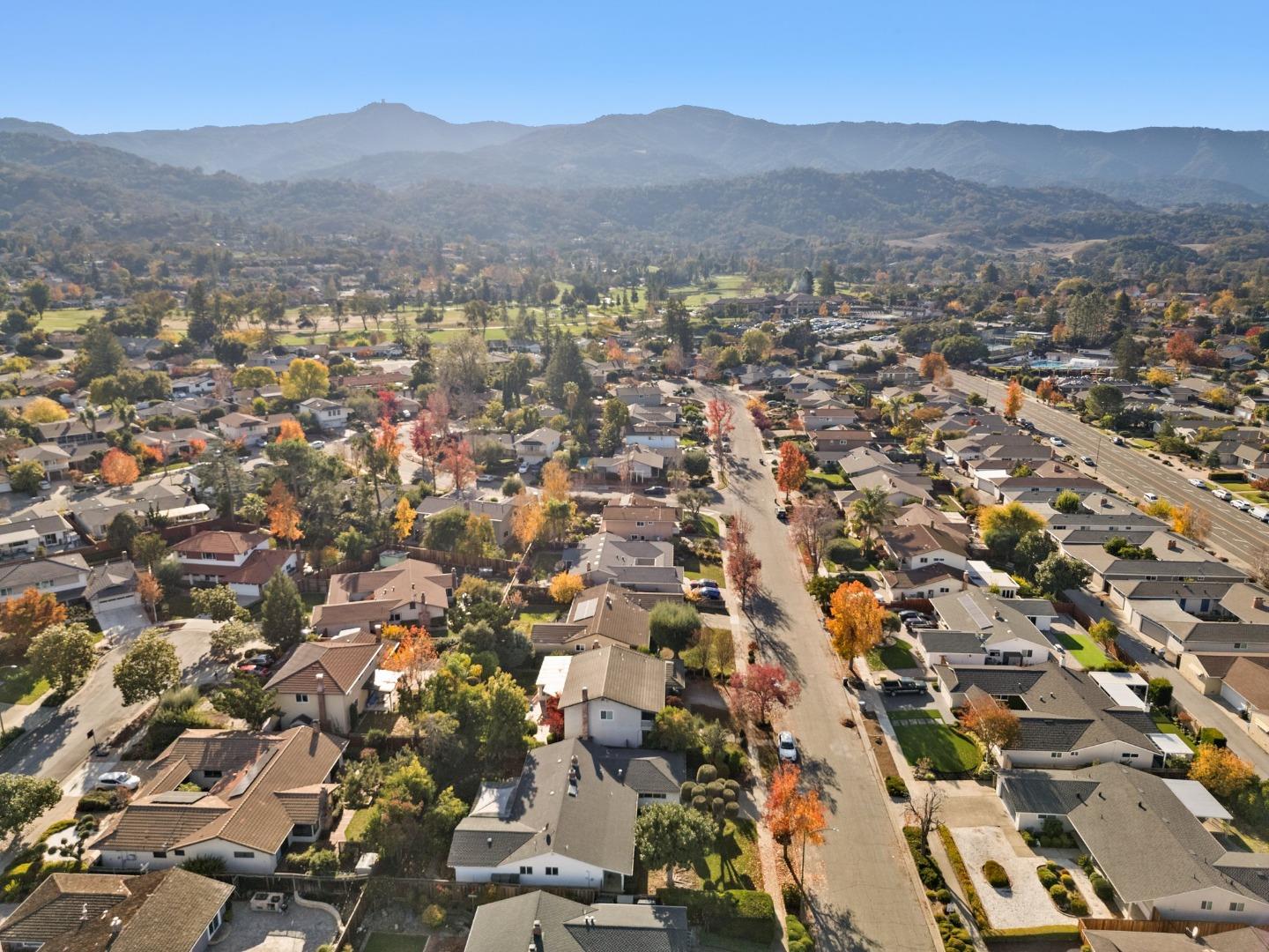 Detail Gallery Image 37 of 47 For 6721 Freedom Ct, San Jose,  CA 95120 - 4 Beds | 2/1 Baths