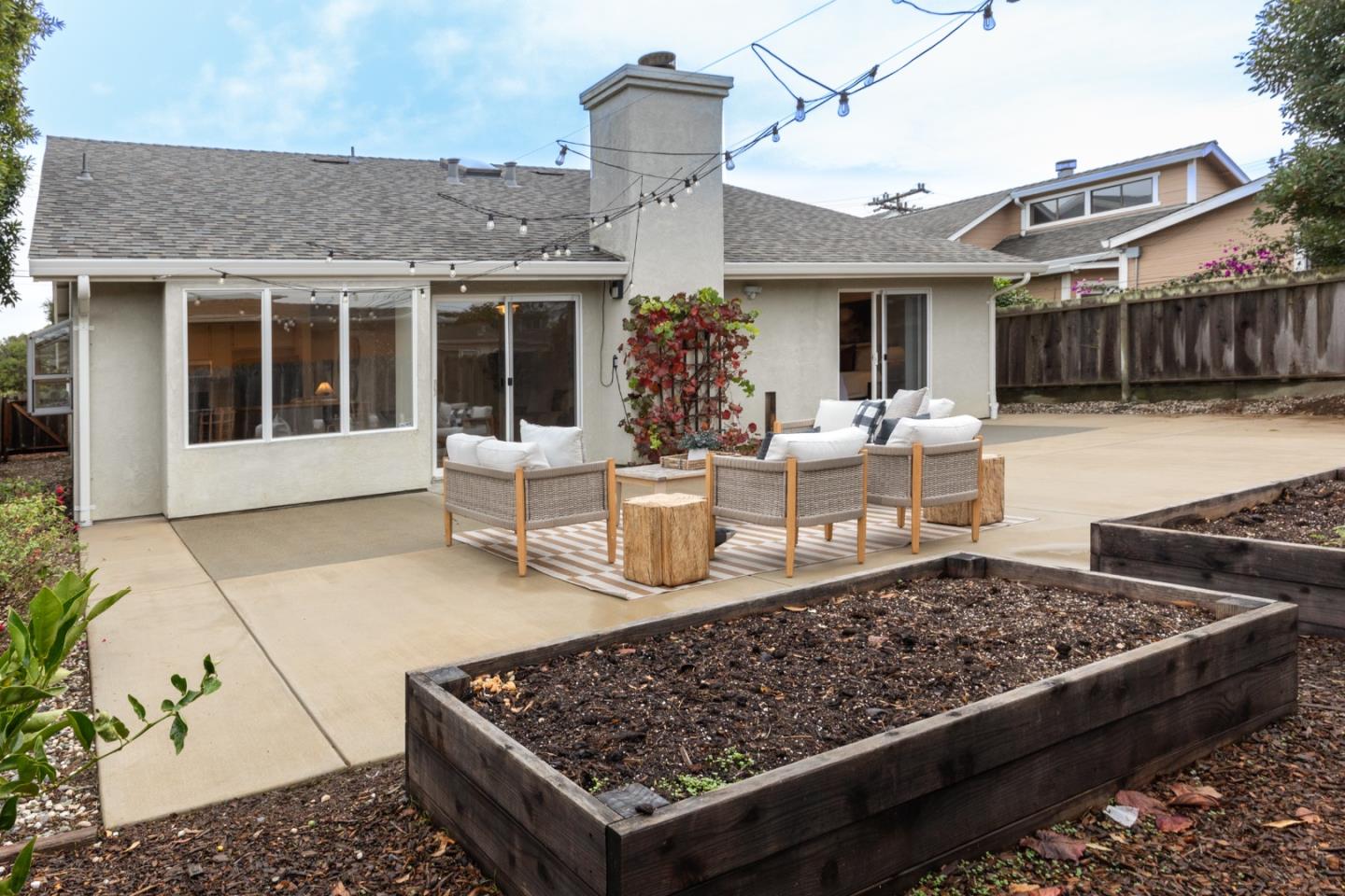 Detail Gallery Image 22 of 25 For 424 Hannon Ave, Monterey,  CA 93940 - 3 Beds | 2 Baths