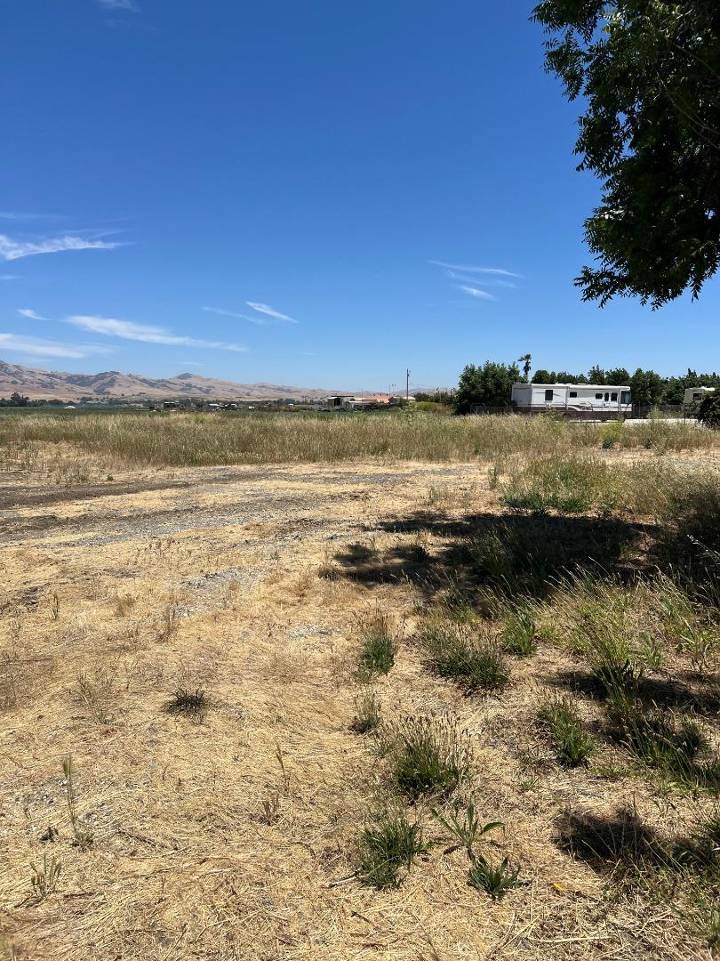 Detail Gallery Image 2 of 9 For 773 San Felipe Rd, Hollister,  CA 95023 - – Beds | – Baths