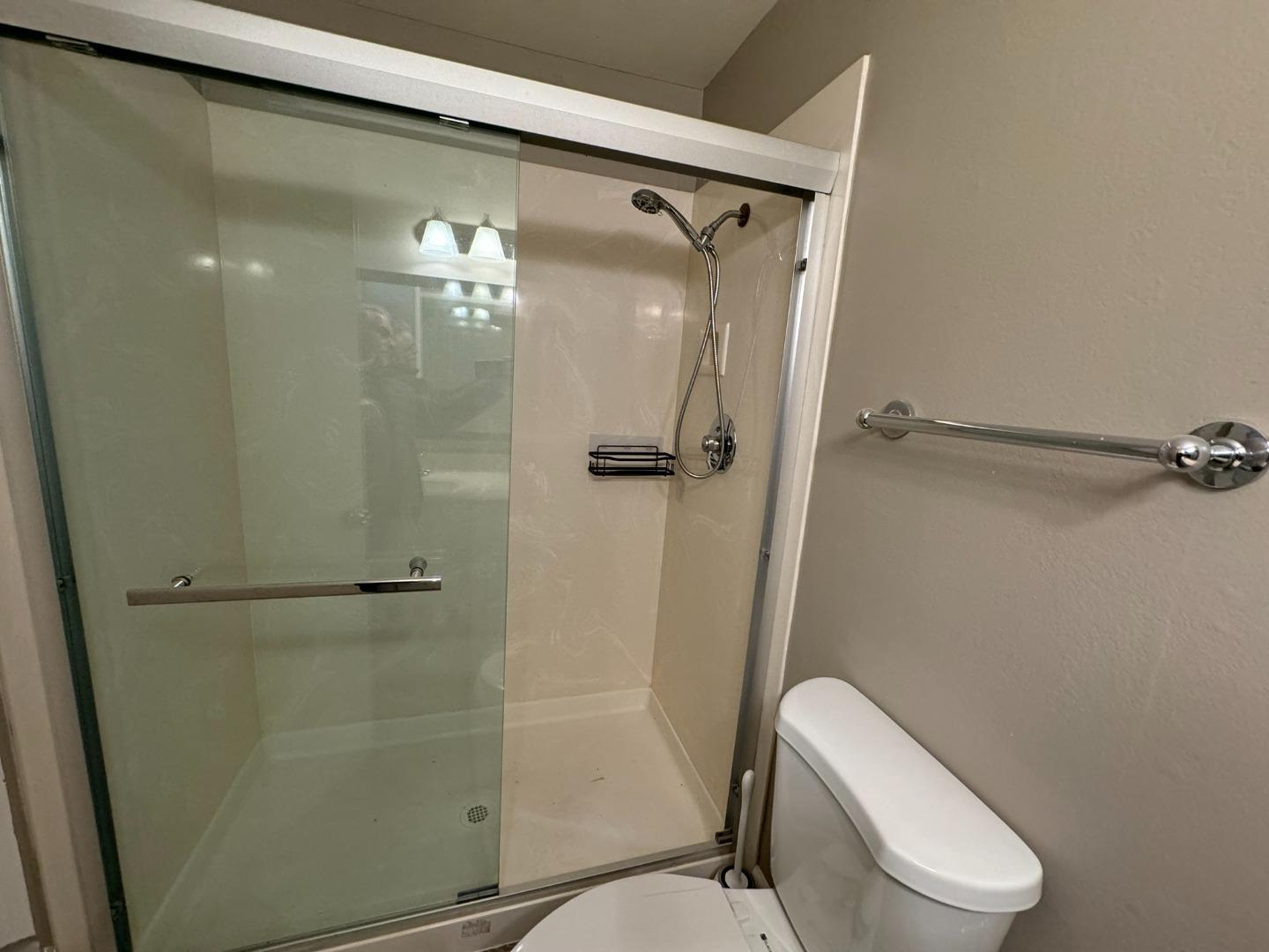 Detail Gallery Image 11 of 16 For 1049 Shell Blvd #5,  Foster City,  CA 94404 - 2 Beds | 2 Baths