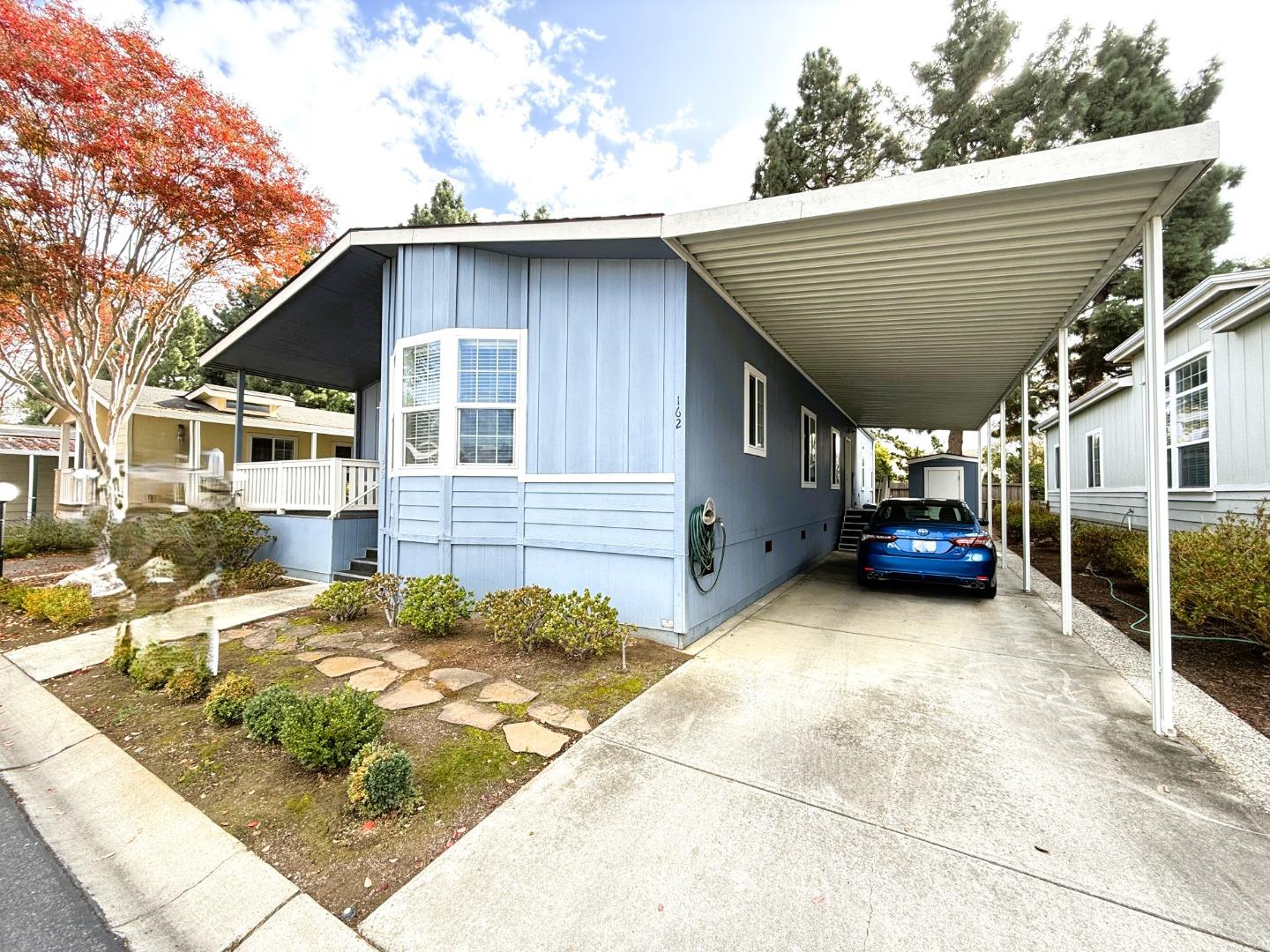 Detail Gallery Image 2 of 22 For 162 Quail Hollow Dr #162,  San Jose,  CA 95128 - 3 Beds | 2 Baths