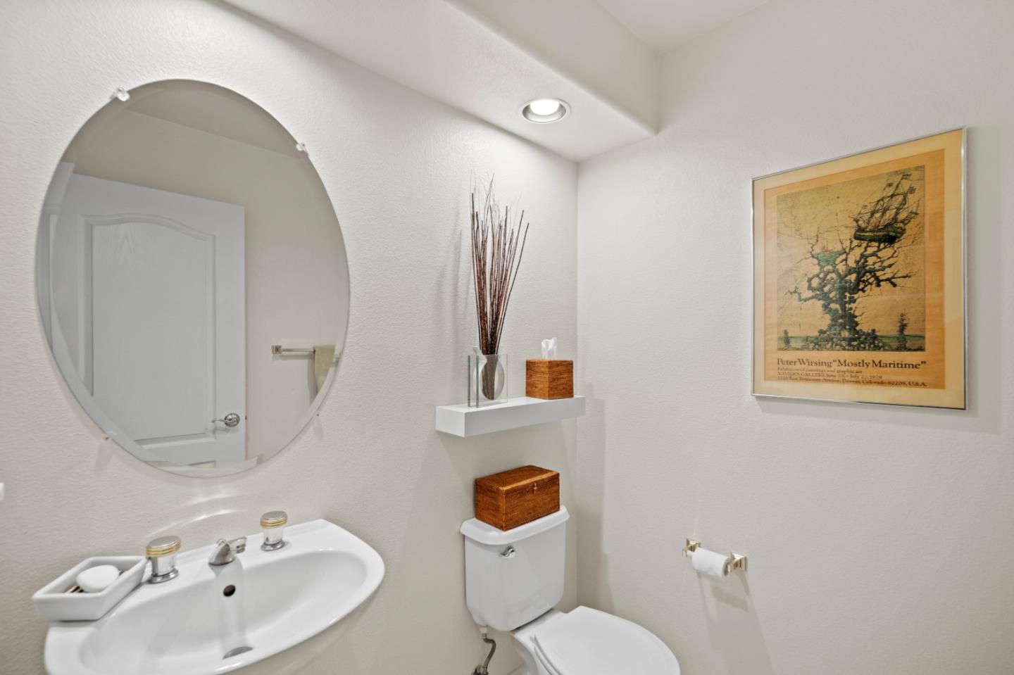 Detail Gallery Image 12 of 20 For 19080 Red Hawk Way, Salinas,  CA 93908 - 4 Beds | 2/1 Baths