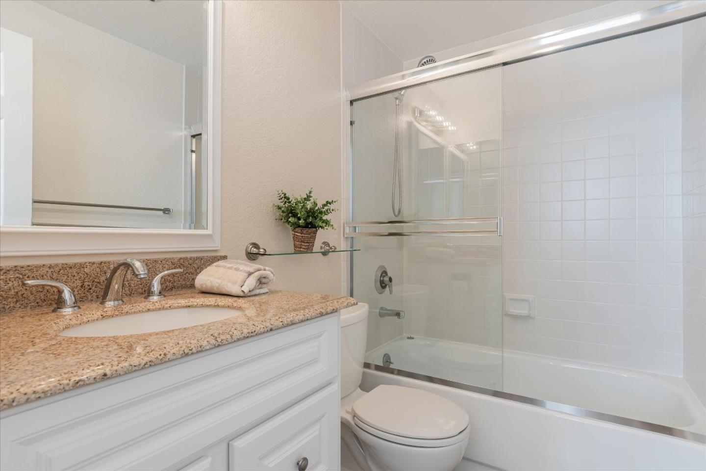 Detail Gallery Image 9 of 20 For 201 Harrison St #713,  San Francisco,  CA 94105 - 2 Beds | 2 Baths