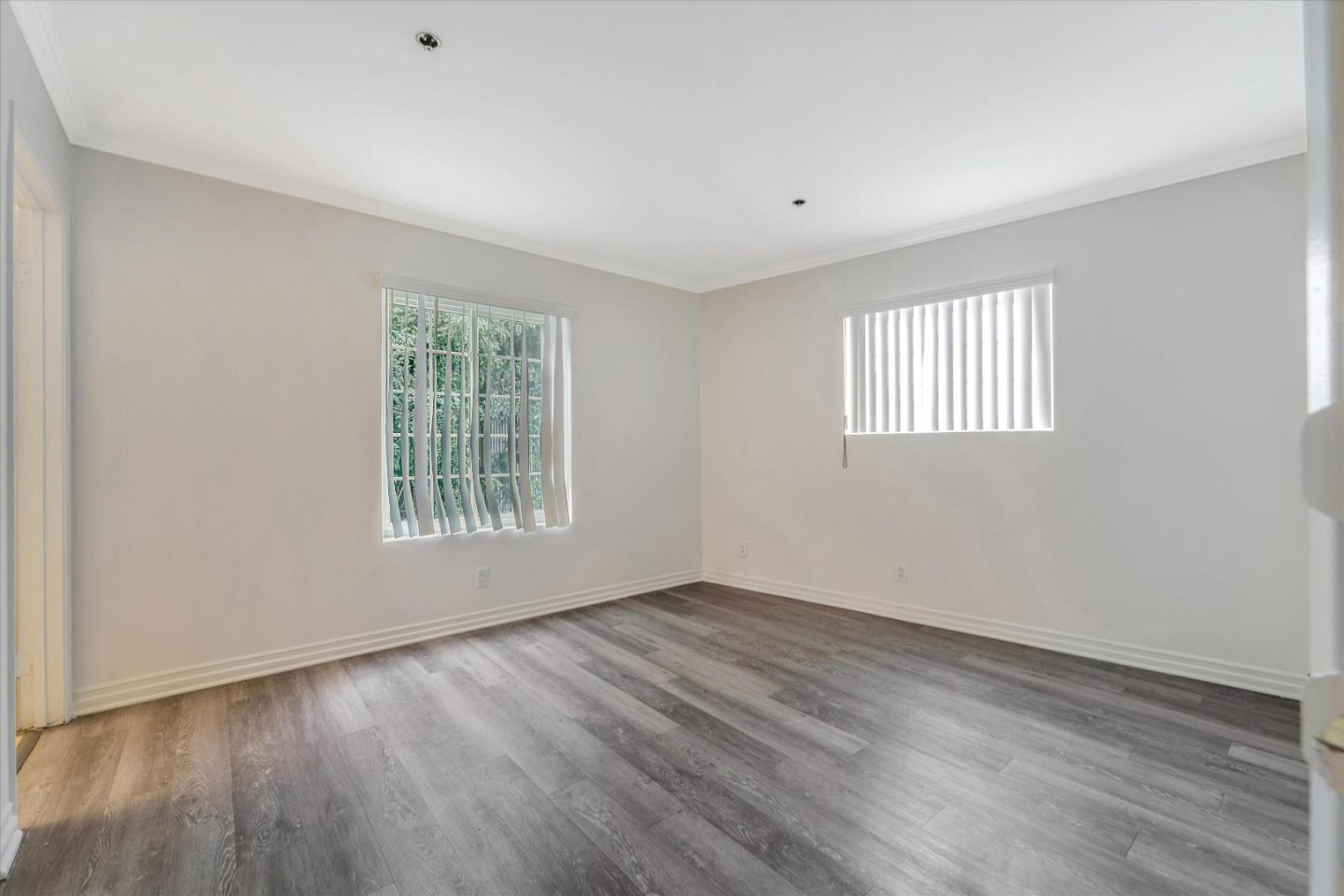 Detail Gallery Image 11 of 20 For 4401 Sepulveda Blvd #107,  Sherman Oaks,  CA 91403 - 2 Beds | 2 Baths