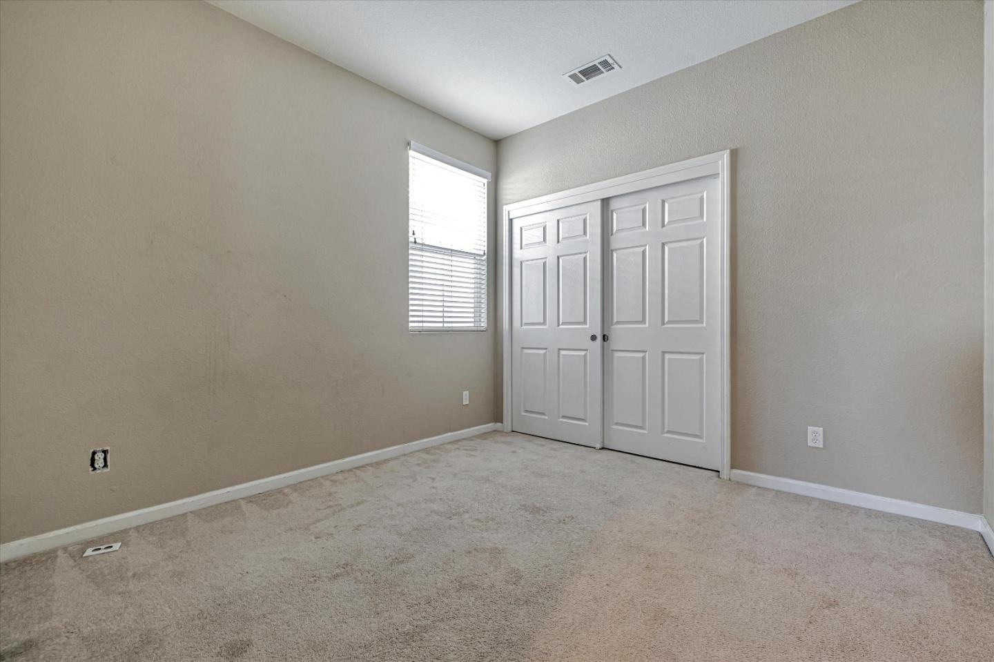 Detail Gallery Image 18 of 32 For 823 Woodson Dr, Oakland,  CA 94603 - 3 Beds | 2/1 Baths