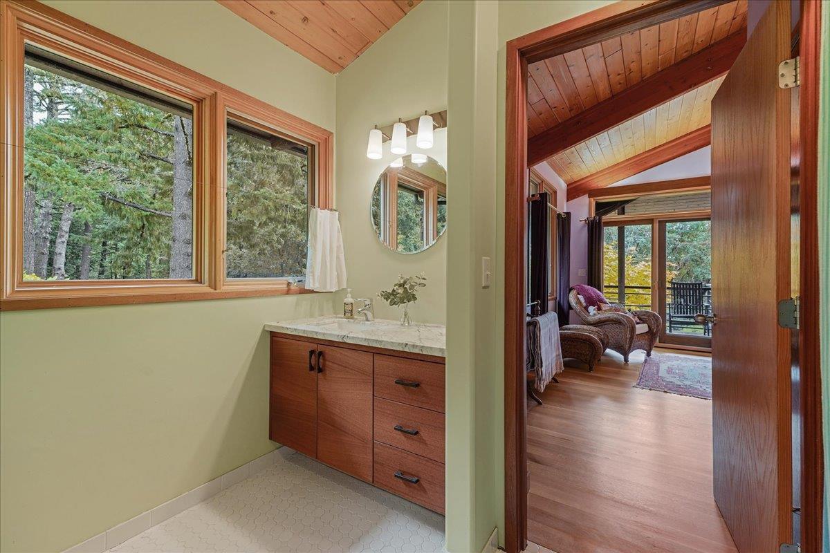 Detail Gallery Image 40 of 61 For 176 Starlit Mountain Rd, Santa Cruz,  CA 95060 - 3 Beds | 2/1 Baths