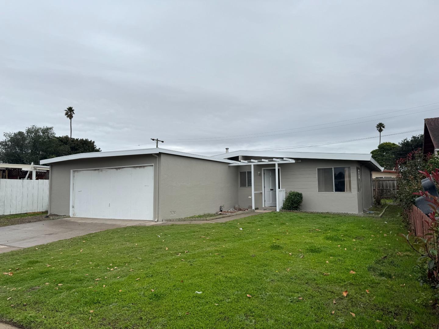 Detail Gallery Image 1 of 1 For 1464 Teton Ave, Salinas,  CA 93906 - 3 Beds | 1/1 Baths