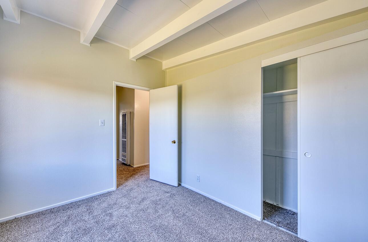 Detail Gallery Image 14 of 17 For 1464 Teton Ave, Salinas,  CA 93906 - 3 Beds | 1/1 Baths