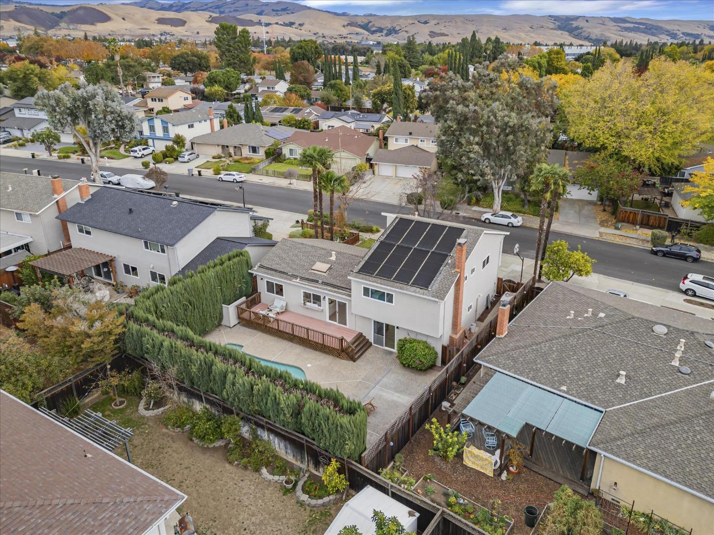 Detail Gallery Image 48 of 54 For 186 Castillon Way, San Jose,  CA 95119 - 4 Beds | 2/1 Baths