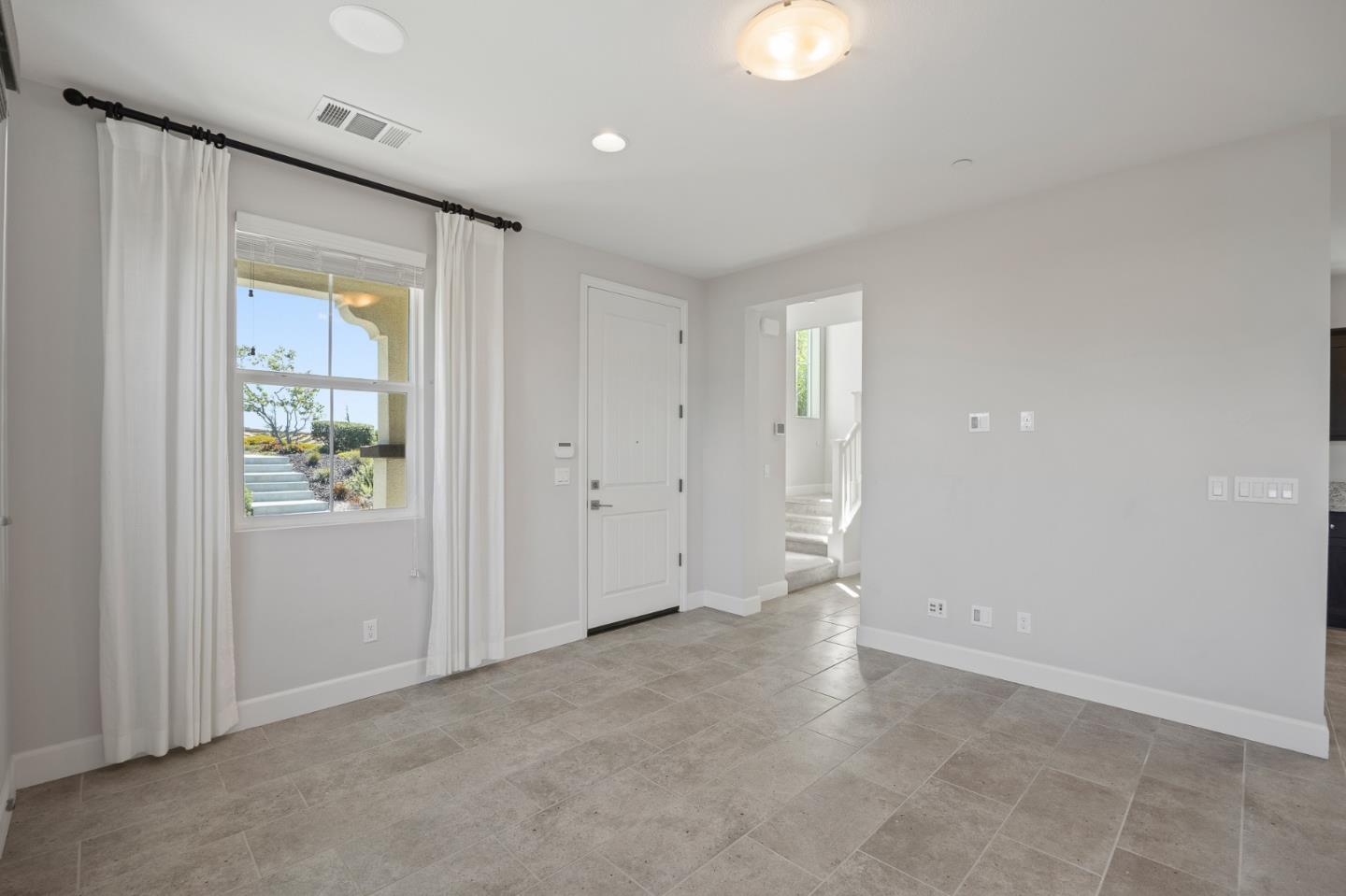 Detail Gallery Image 20 of 23 For 2981 Abrams Dr, Marina,  CA 93933 - 3 Beds | 2/1 Baths