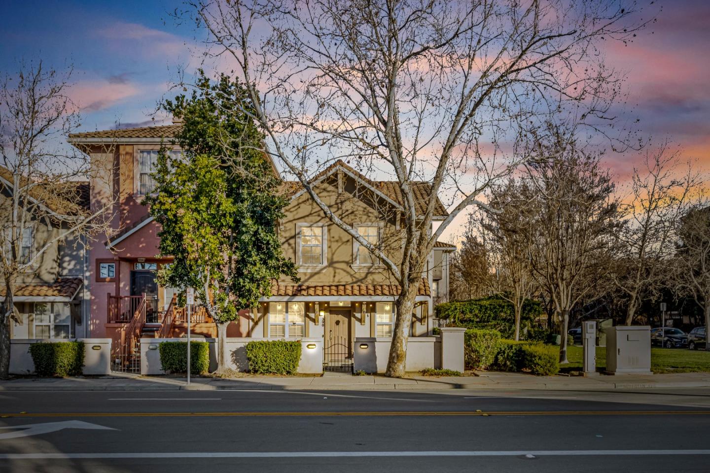 Detail Gallery Image 30 of 36 For 390 Meridian Ave, San Jose,  CA 95126 - 3 Beds | 2/1 Baths