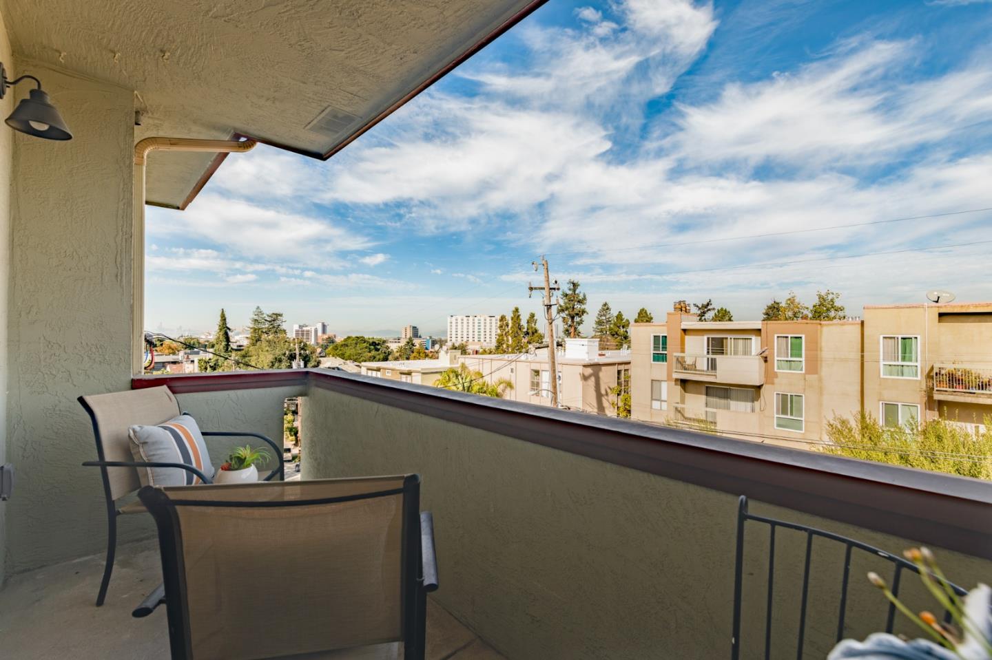 Detail Gallery Image 26 of 29 For 127 Bayo Vista #306,  Piedmont,  CA 94611 - 2 Beds | 2 Baths