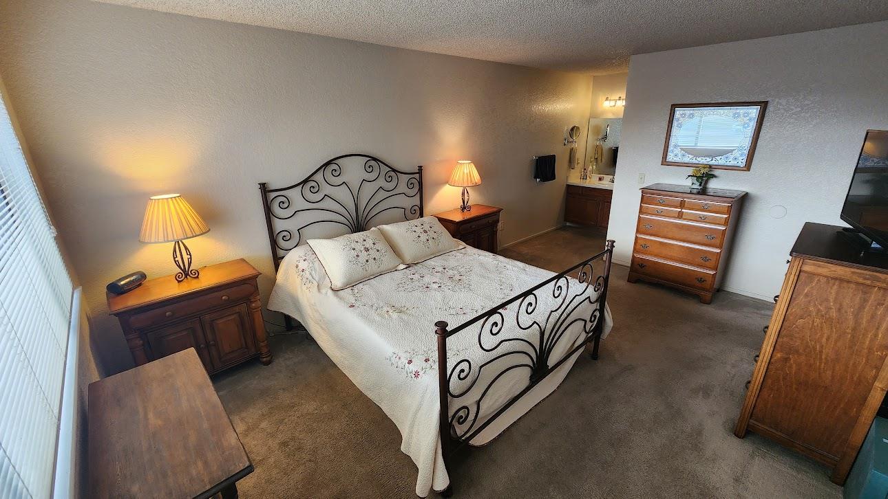 Detail Gallery Image 14 of 20 For 1021 Polk St #7,  Salinas,  CA 93906 - 3 Beds | 2/1 Baths