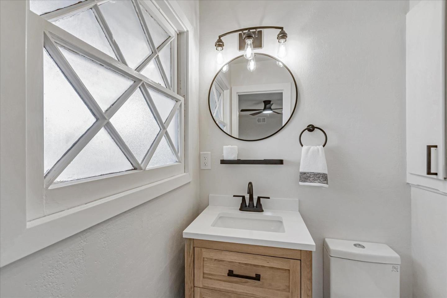 Detail Gallery Image 19 of 24 For 5569 Yale Dr, San Jose,  CA 95118 - 4 Beds | 2 Baths